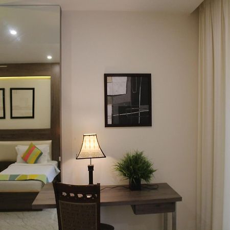 Seven Sky Clarks Exotica Hotell Bhuj Eksteriør bilde