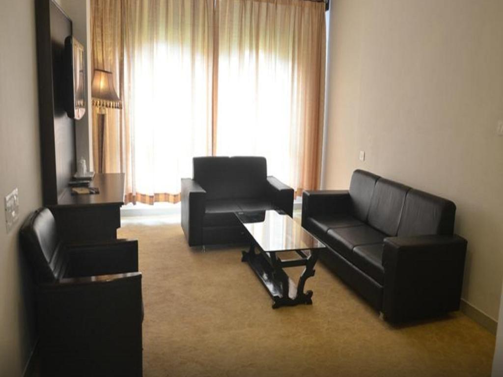 Seven Sky Clarks Exotica Hotell Bhuj Rom bilde