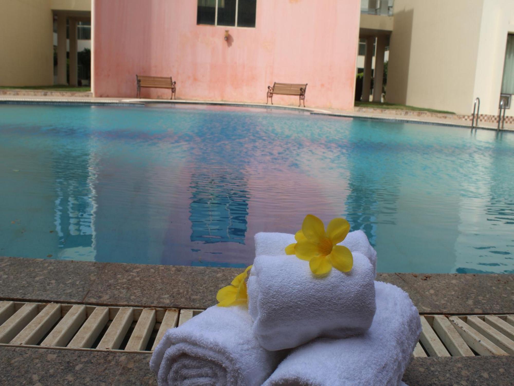 Seven Sky Clarks Exotica Hotell Bhuj Eksteriør bilde